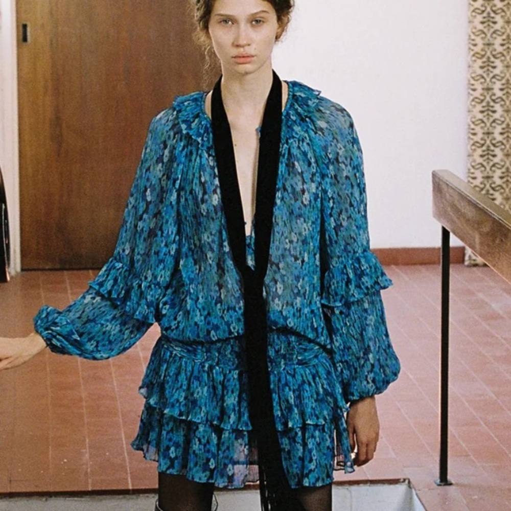 NWT SABRINA MUSAYEV